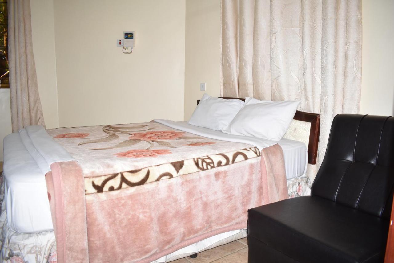 Rainbow Executive Lodge Boma la Ngombe Εξωτερικό φωτογραφία