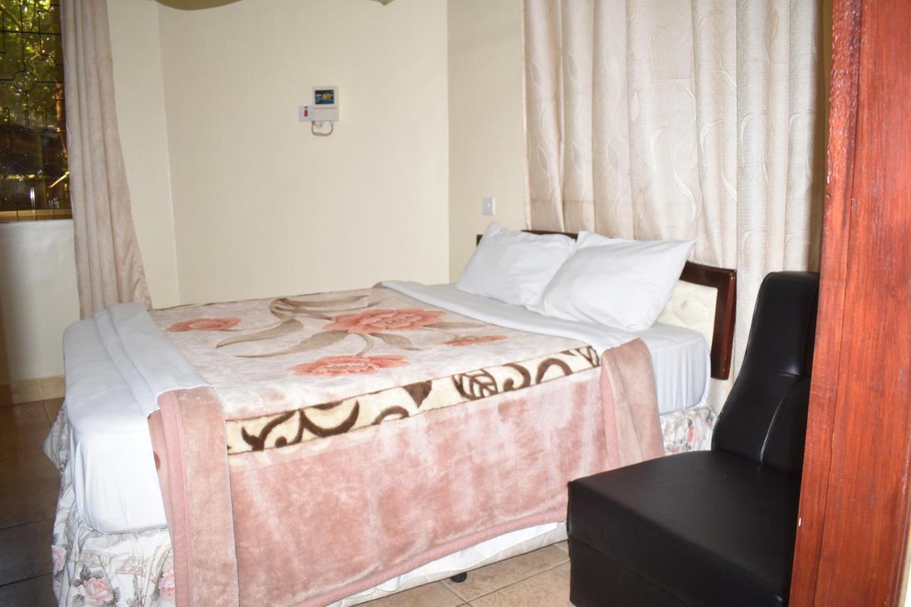 Rainbow Executive Lodge Boma la Ngombe Εξωτερικό φωτογραφία