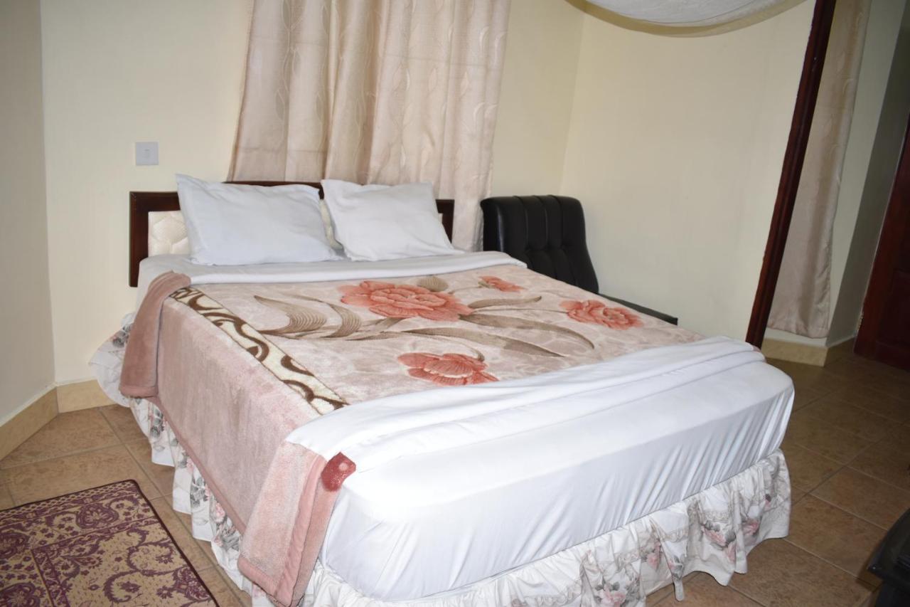 Rainbow Executive Lodge Boma la Ngombe Εξωτερικό φωτογραφία