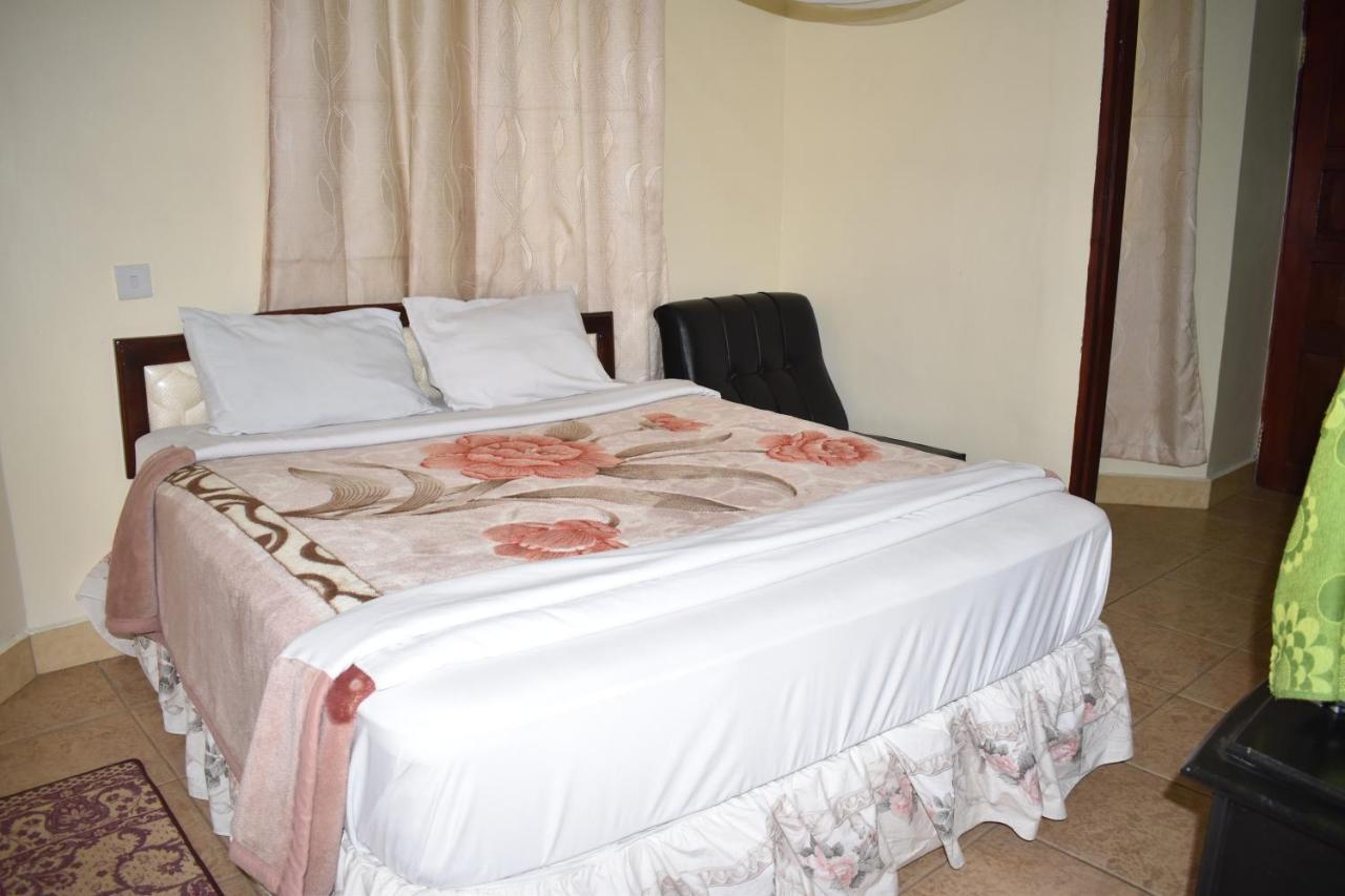 Rainbow Executive Lodge Boma la Ngombe Εξωτερικό φωτογραφία