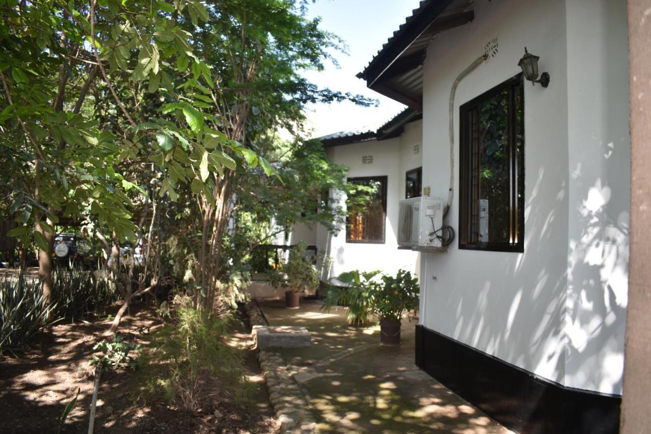 Rainbow Executive Lodge Boma la Ngombe Εξωτερικό φωτογραφία