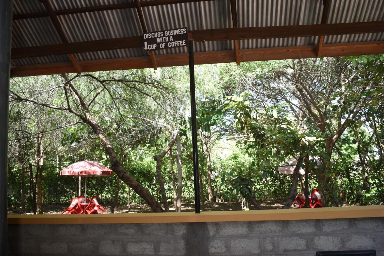 Rainbow Executive Lodge Boma la Ngombe Εξωτερικό φωτογραφία